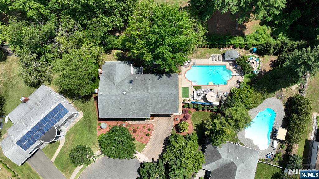 254 University Way  Paramus NJ 07652 photo