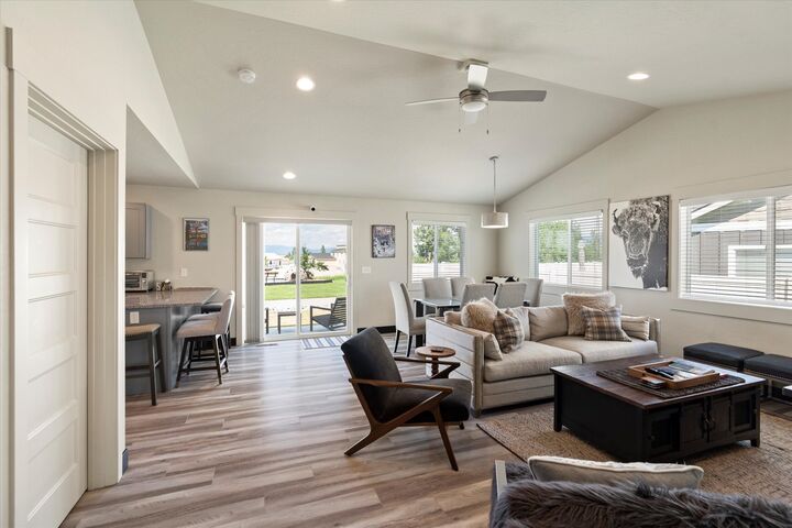 995 N Camas Lane  Kalispell MT 59901 photo