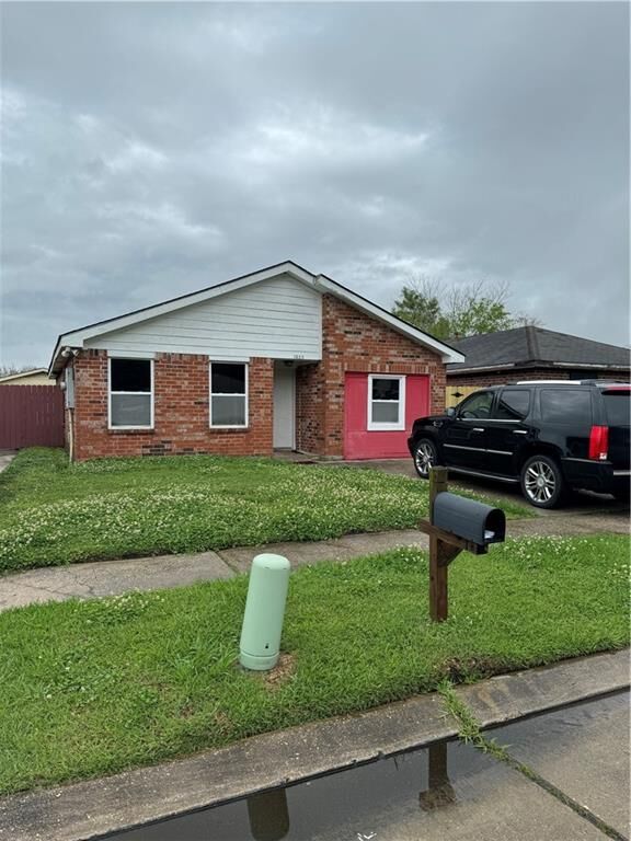 Property Photo:  7633 Stonewood Street  LA 70128 