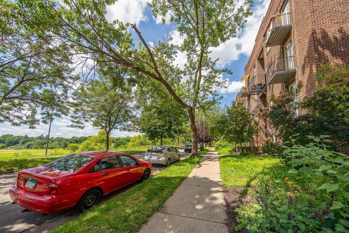 Property Photo:  1216 Powderhorn Terrace 15  MN 55407 