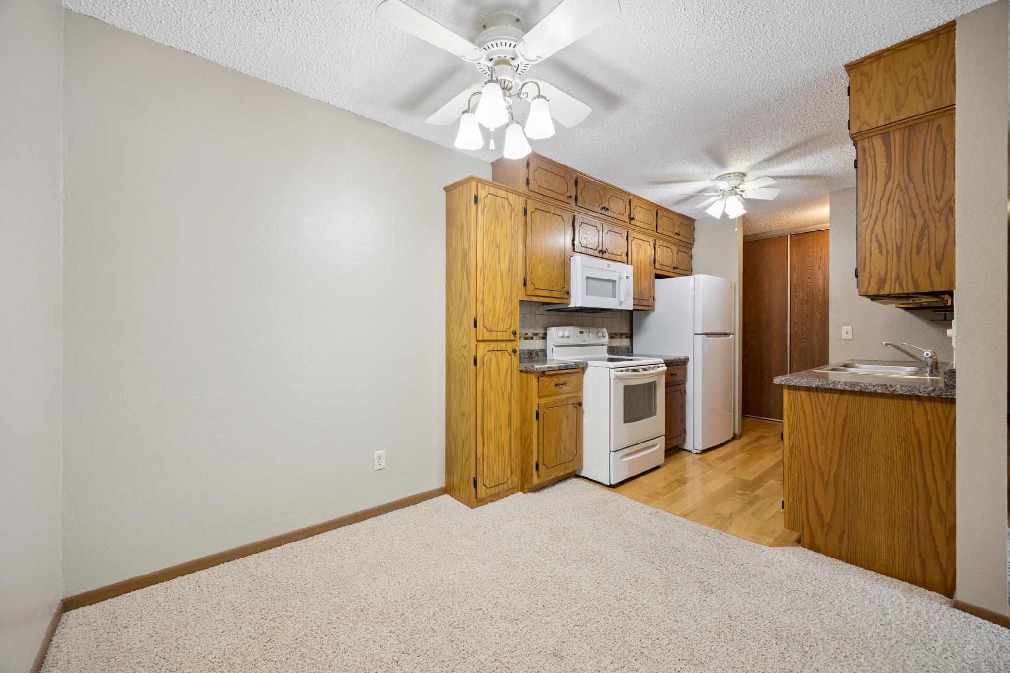 Property Photo: 315 Waite Avenue S 305 MN 56387