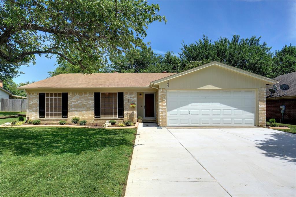 7004 Green Ridge Trail  North Richland Hills TX 76182 photo