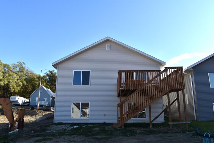 Property Photo:  1409 Rustin  IA 51105 