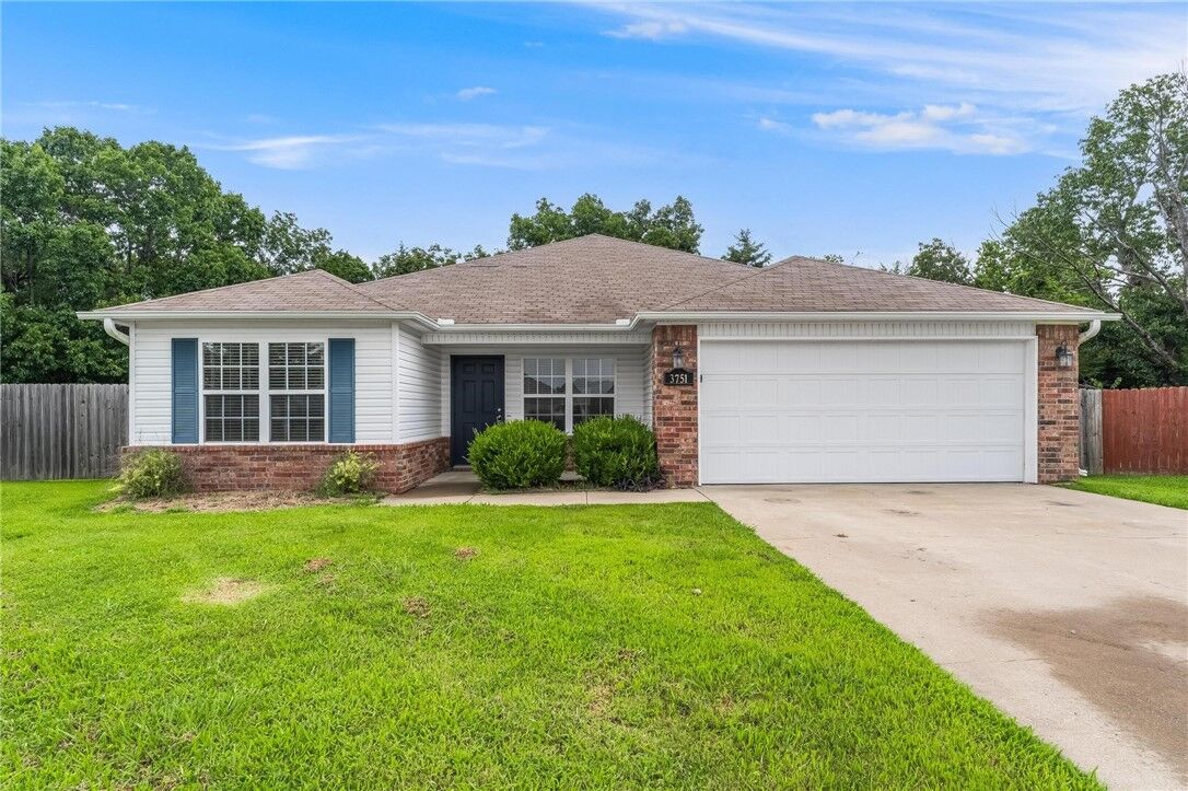 Property Photo: 3751 Alliance Drive AR 72764