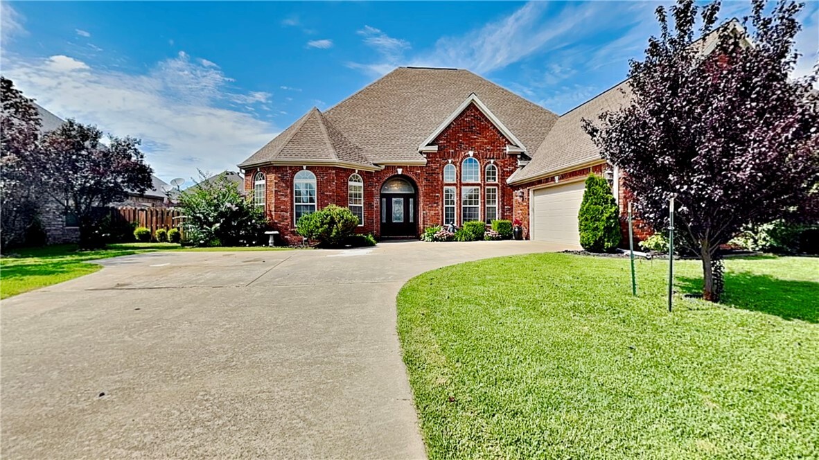 Property Photo: 6115 W Laurel Hill Lane AR 72758