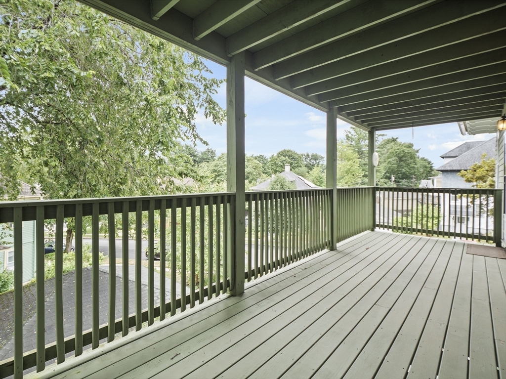 Property Photo: 799 Pleasant St MA 01602