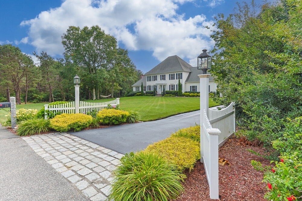 29 Weatherdeck Dr  Bourne MA 02532 photo