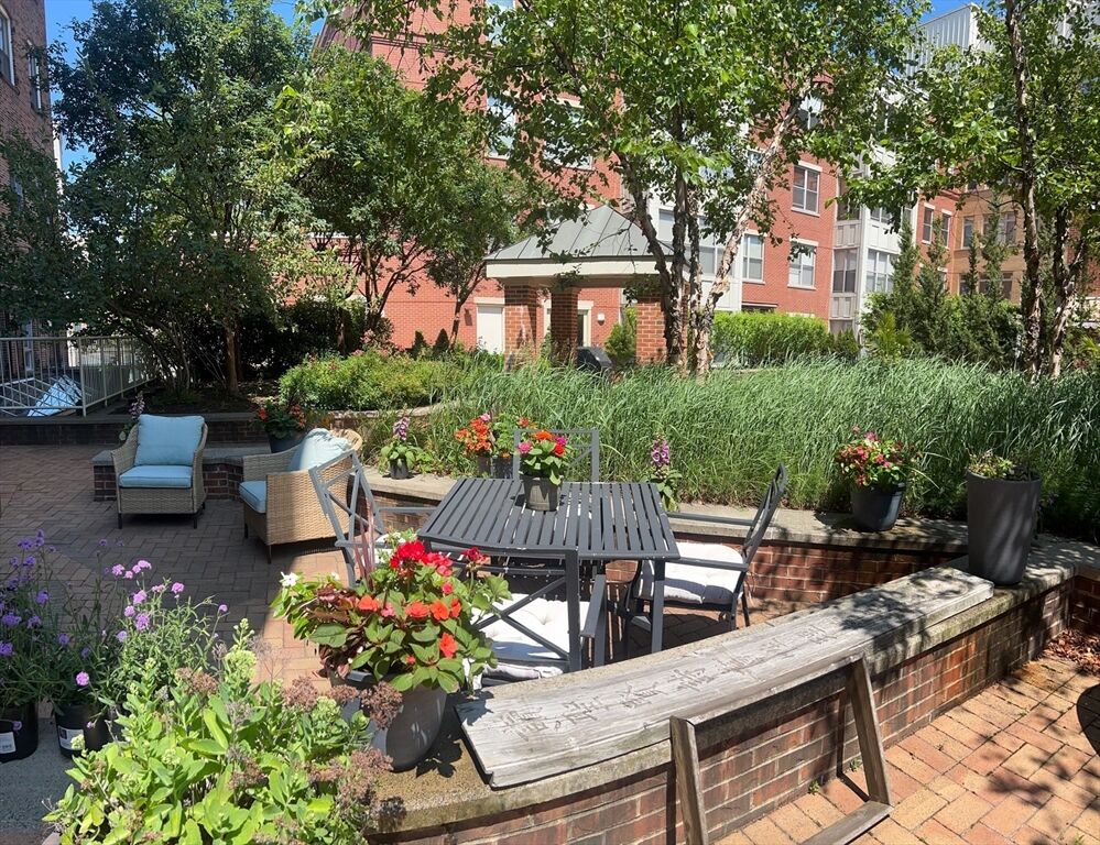 Property Photo:  1166 Washington St 201  MA 02118 