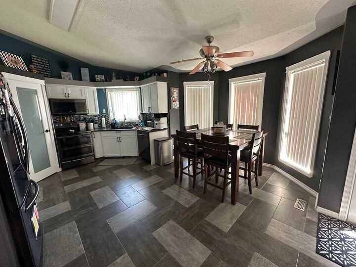 Property Photo: 44 Upland Street W AB T1R 1J8