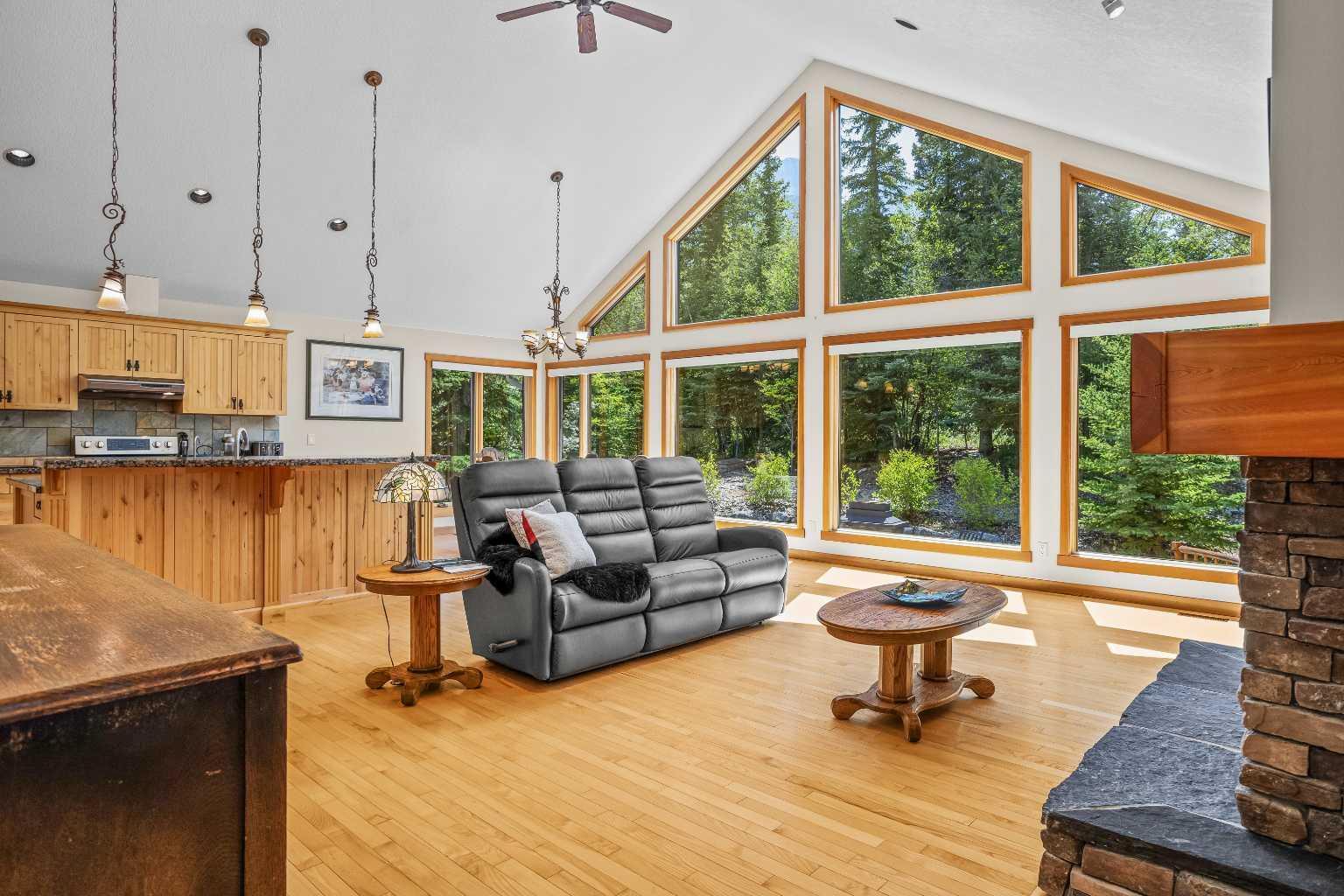 Photo de la propriété:  108 Casale Place  AB T1W 3G2 