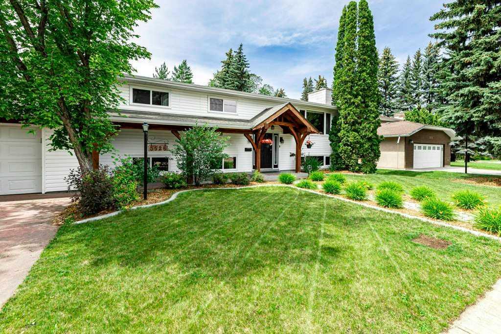 Property Photo: 3528 44A Avenue AB T4N 3K3
