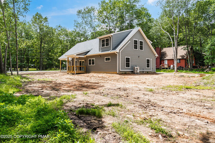 Property Photo:  21 Wilde Glen  PA 18210