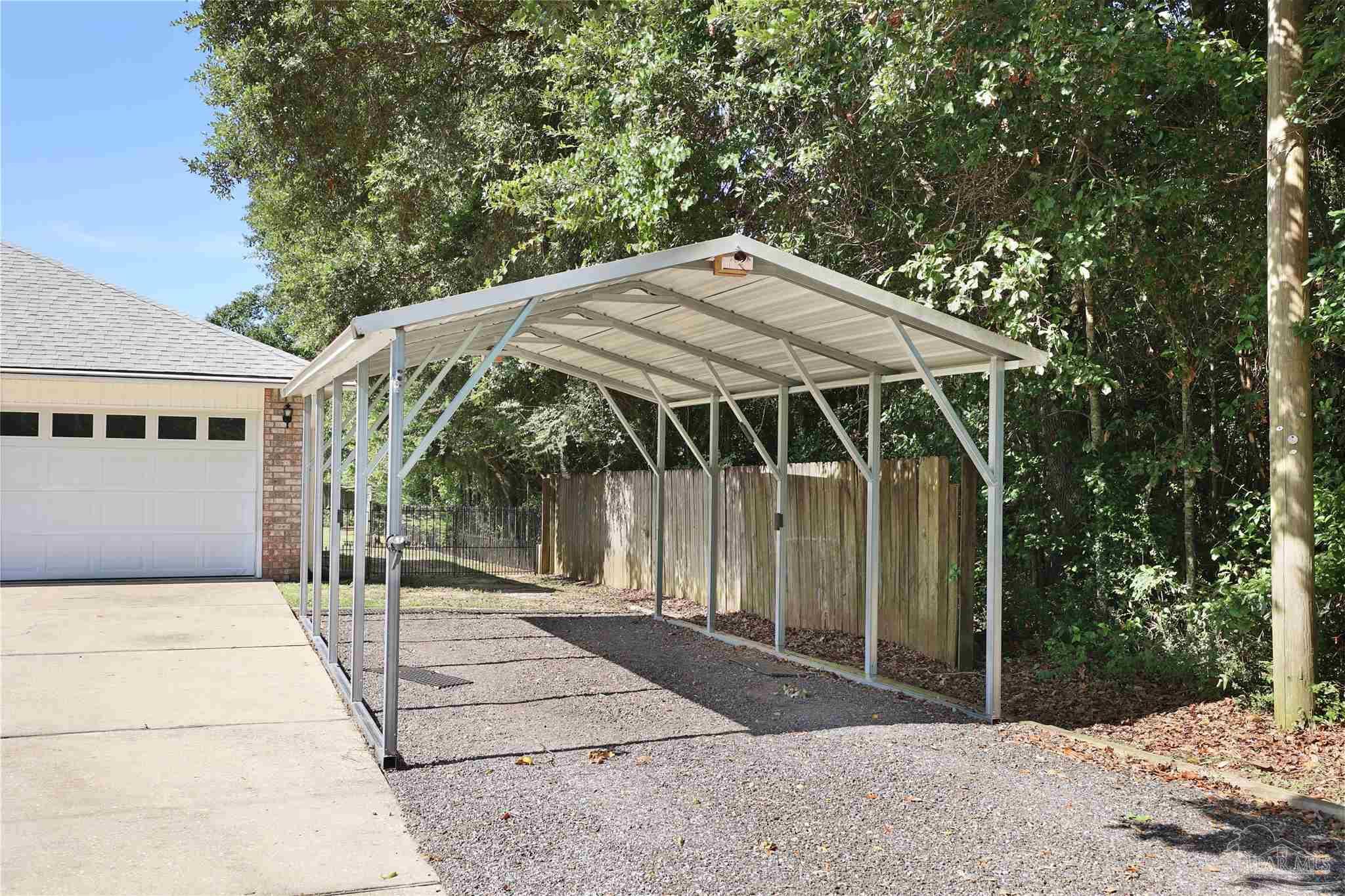 Property Photo: 5545 Windrun Pl FL 32571
