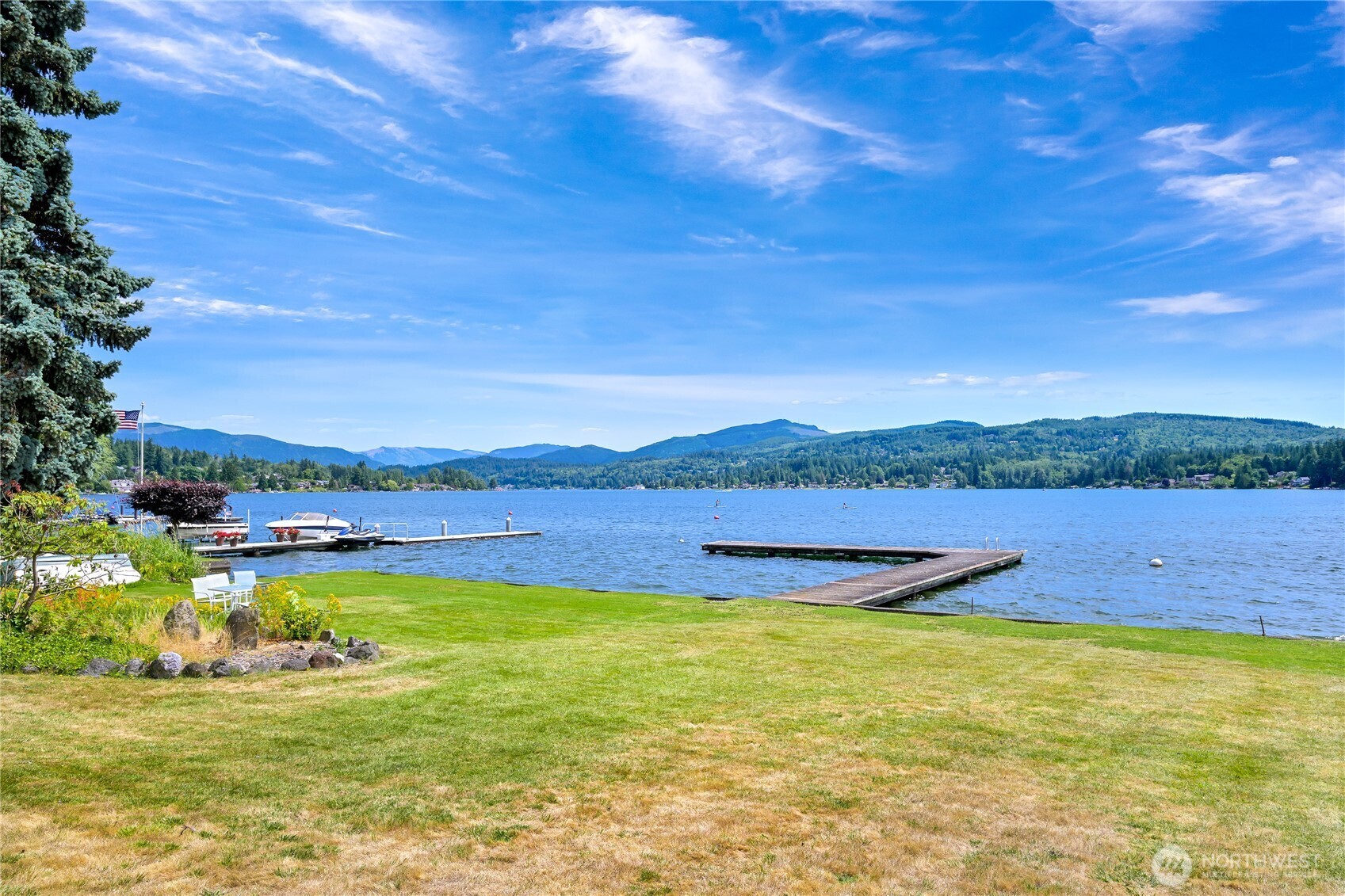 Property Photo:  610  Northshore Drive 6123  WA 98226 