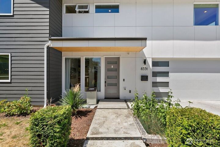 Property Photo:  8331  44th Avenue S  WA 98118 