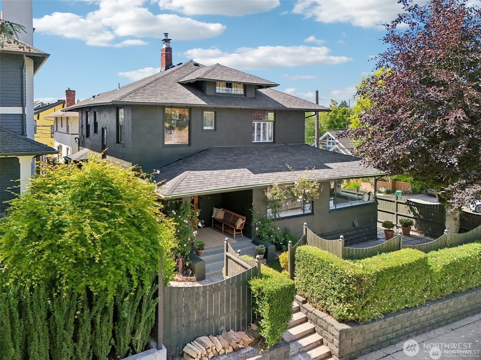Property Photo: 2233 2nd Avenue W WA 98119
