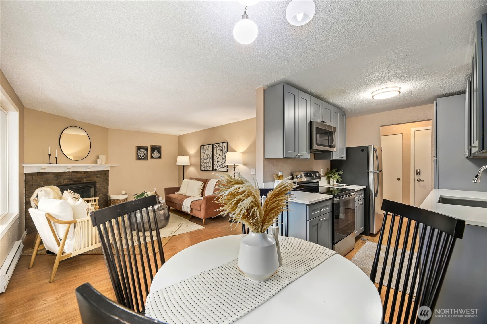 Property Photo: 15749 NE 18th Street B5 WA 98008
