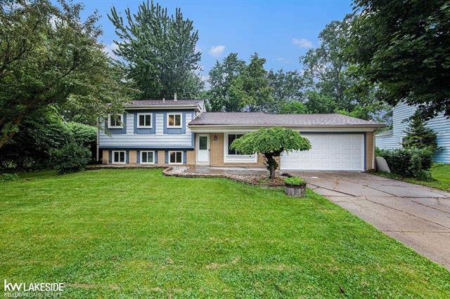 Property Photo: 3675 Anvil Drive MI 48083
