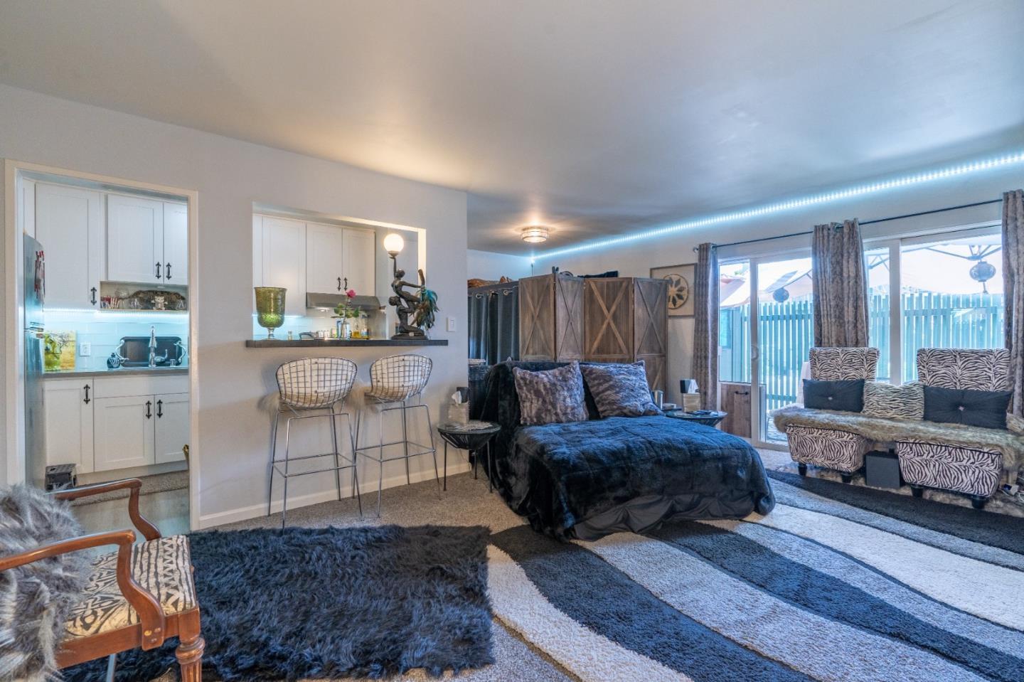 Property Photo: 928 Peninsula Avenue 201 CA 94401