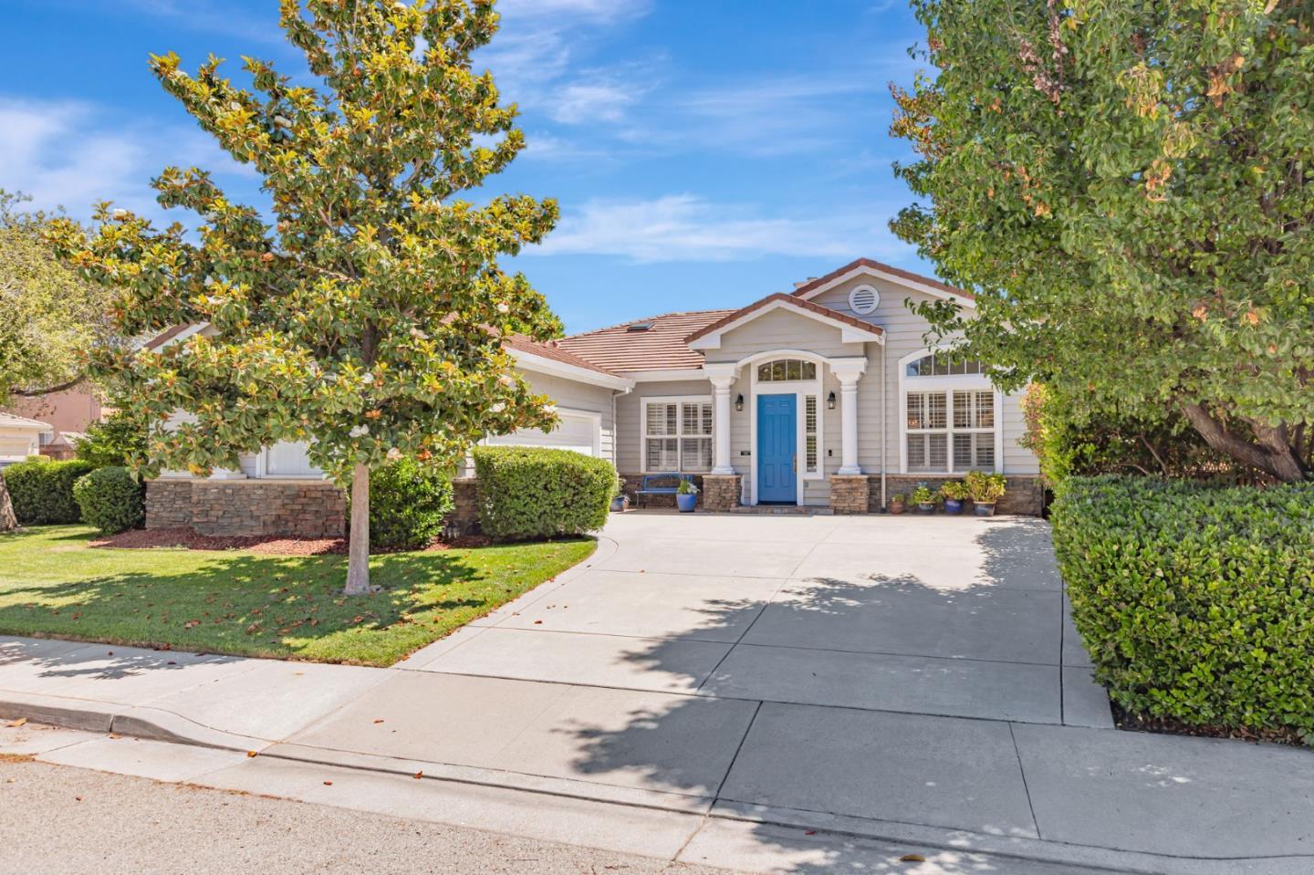 Property Photo: 18400 Capistrano Way CA 95037