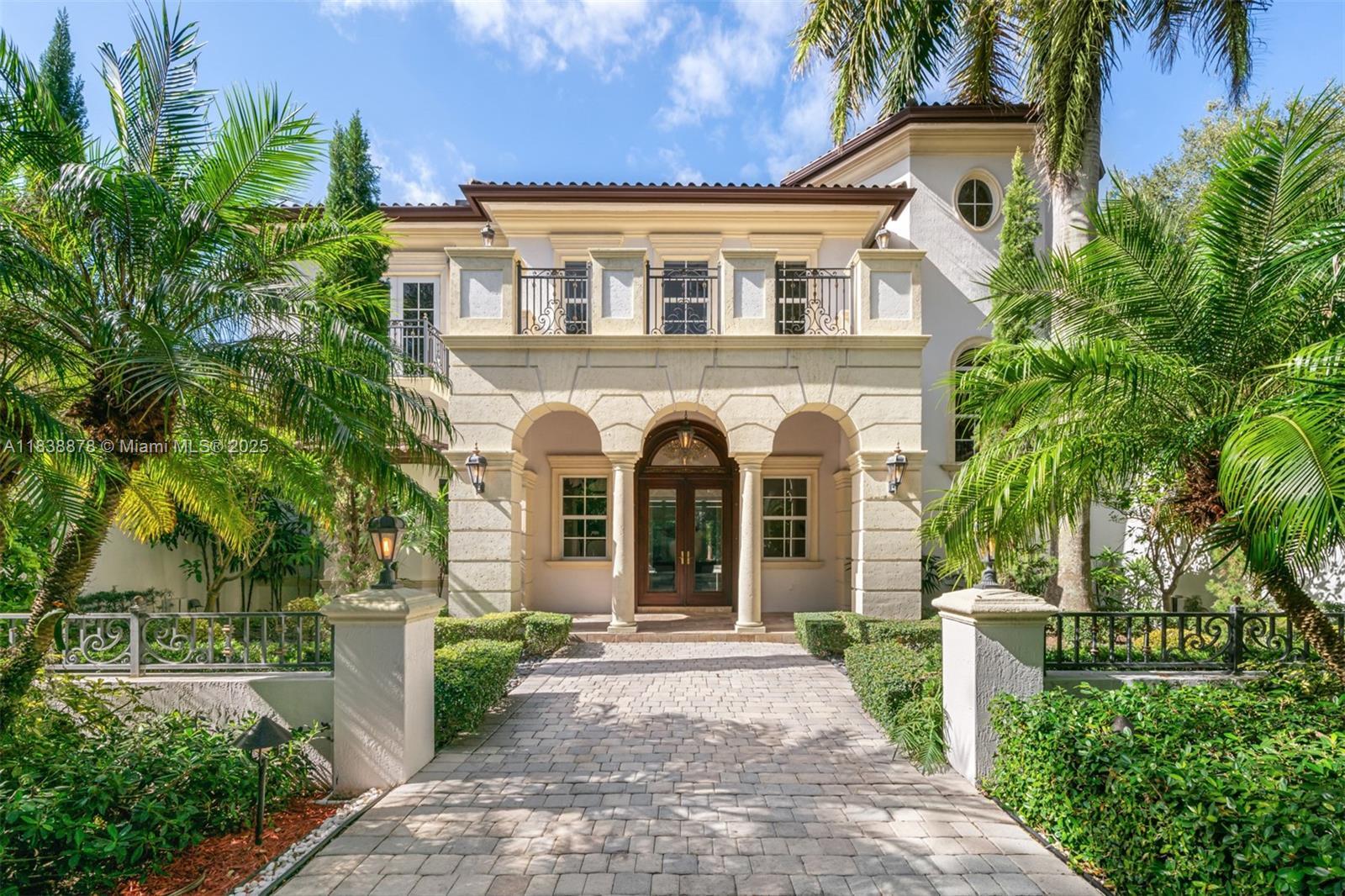 9500 SW 62nd Ct  Pinecrest FL 33156 photo