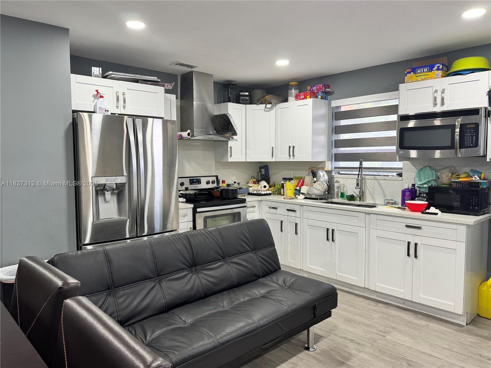 Property Photo: