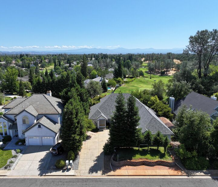 Property Photo:  1575 St Andrews Drive  CA 96003