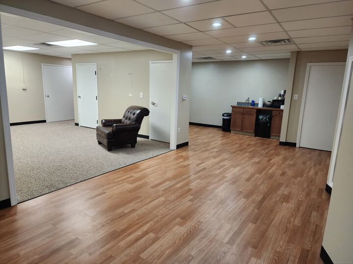 Property Photo:  35F Wooster Court 35F  CT 06010 