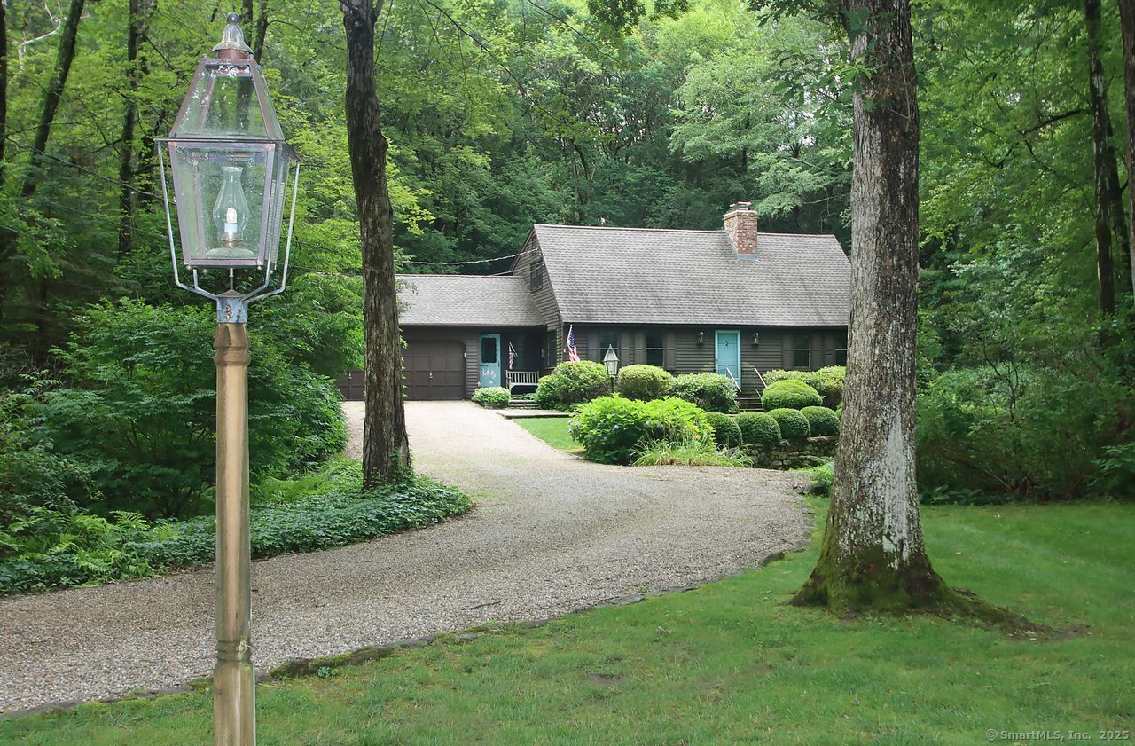 99 Tamara Circle  Avon CT 06001 photo