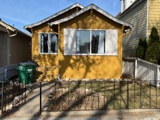 509 G Avenue S  Saskatoon SK S7M 1V7 photo