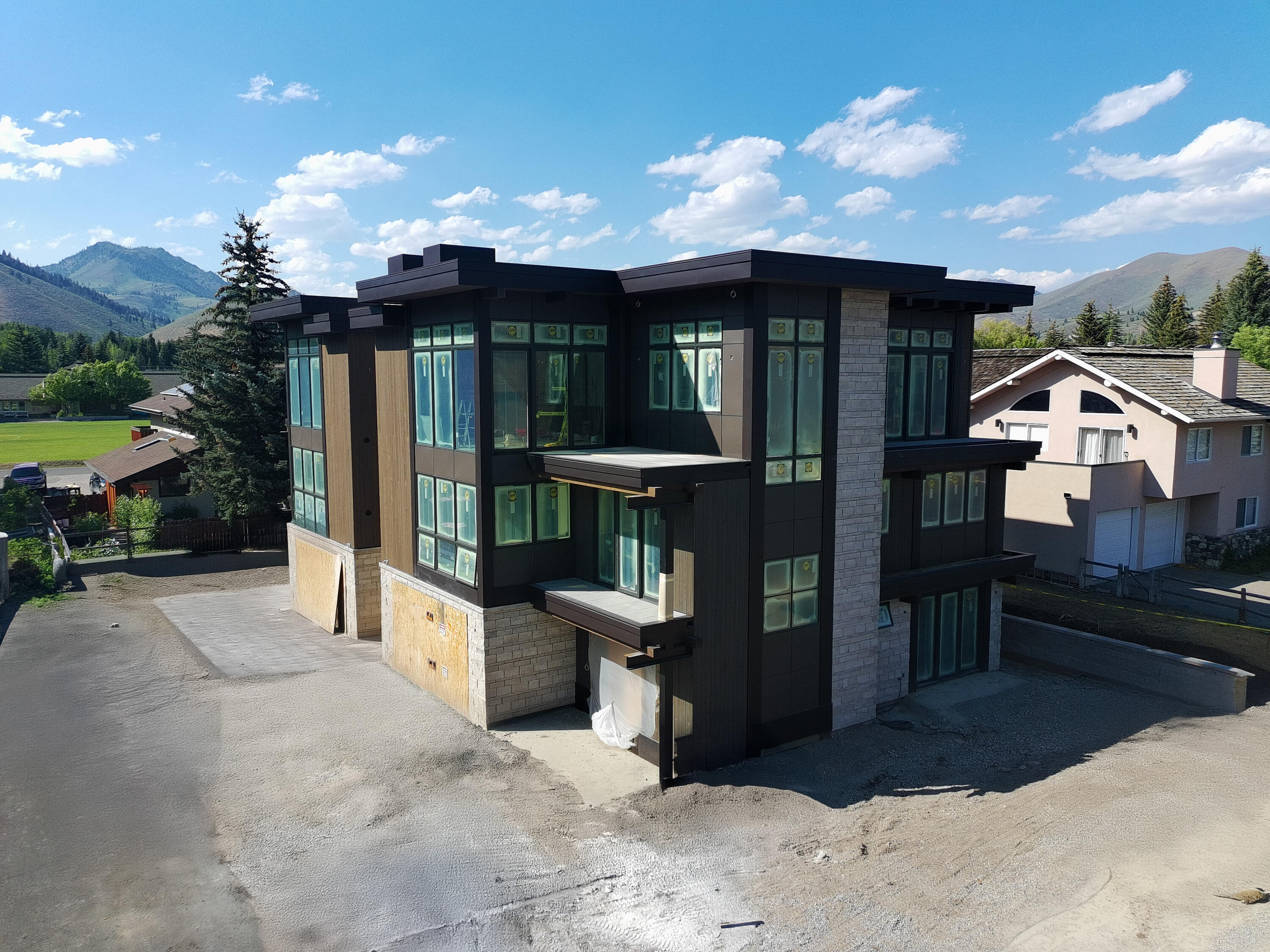 Property Photo:  720 A Crossbuck Lane  ID 83340 