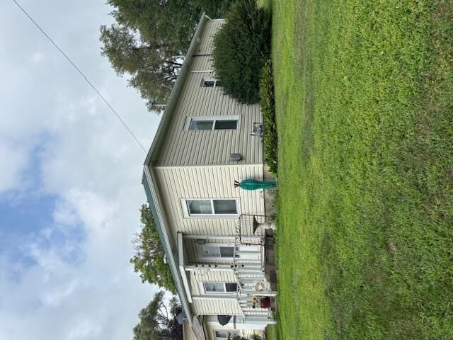 Property Photo:  1220 Illinois Street  Street  IA 51652 