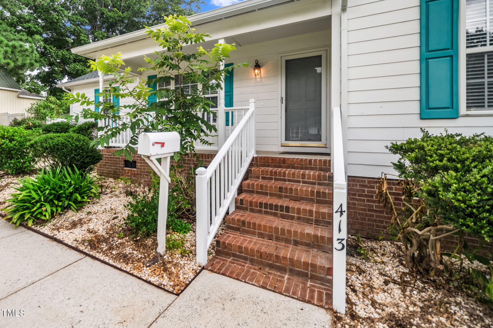 Property Photo: 413 S Fayetteville Street NC 27520