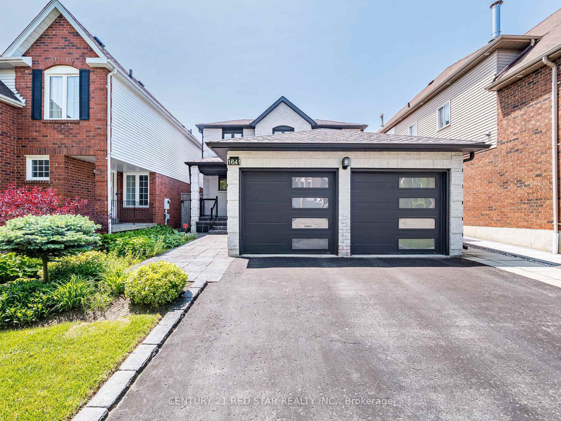 1641 Middleton Street  Pickering ON L1X 2L5 photo