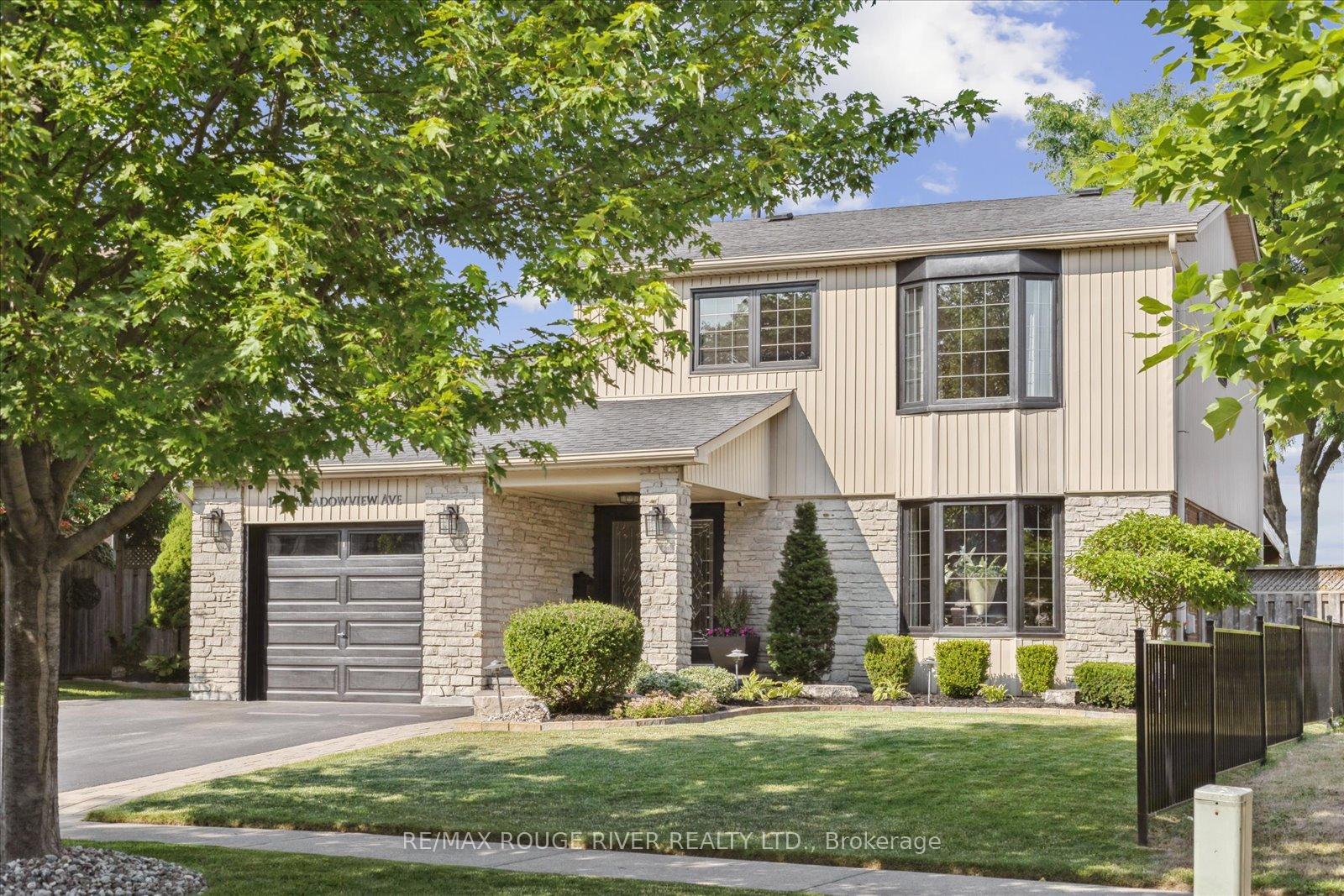 Photo de la propriété: 1797 Meadowview Avenue ON L1V 3G7