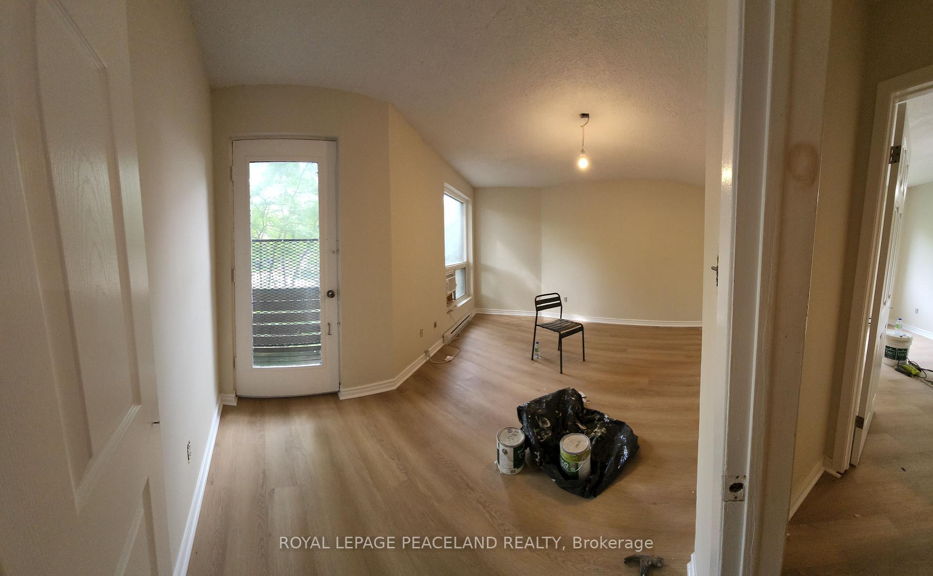 Property Photo:  558 Spadina Crescent 6  ON M5S 2J9 