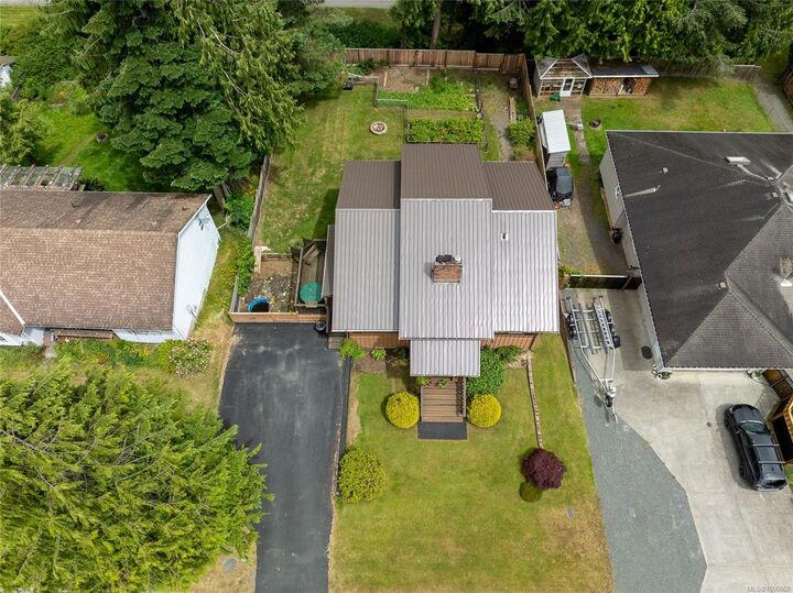 Property Photo: 9380 Elk Dr BC V0N 2P0