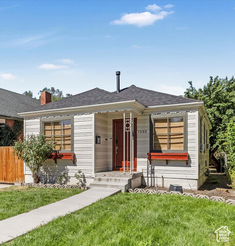 Property Photo: 1332 S 200 E UT 84115