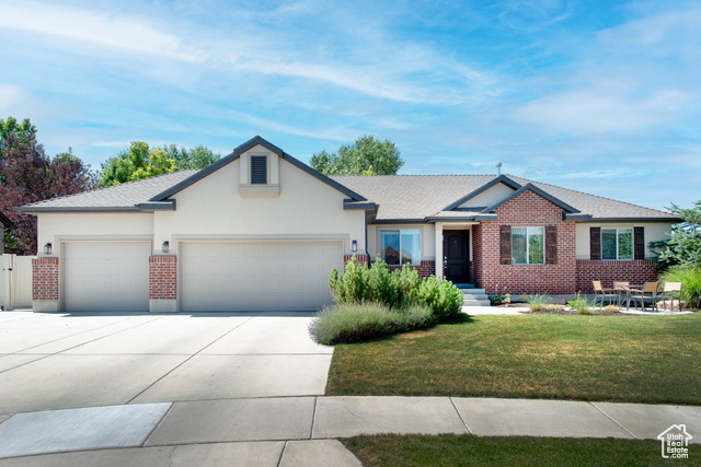 Property Photo: 552 E Sunset Stream Way UT 84020