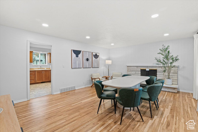 Property Photo: 2660 W 10950 S UT 84095