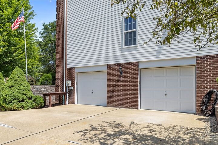 Property Photo: 113 Great Rock Dr PA 15102
