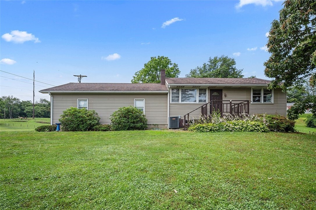 Property Photo:  115 Shippingport Rd  PA 15001 