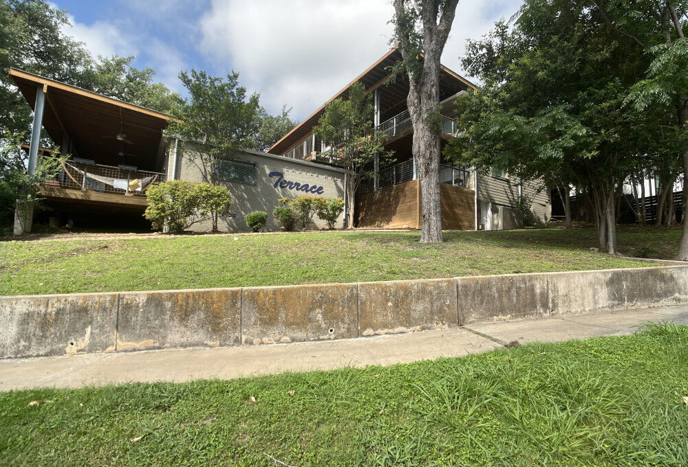 Property Photo: 1212 Castle Hill Street 6 TX 78703