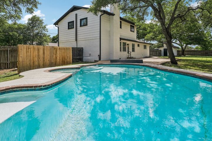 Property Photo:  10101 Dobbin Drive  TX 78748 
