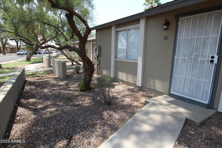 Property Photo: 6711 W Osborn Road 94 AZ 85033