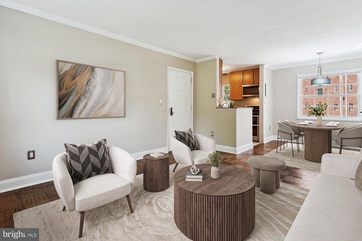 1634 W Abingdon Drive 102  Alexandria VA 22314 photo