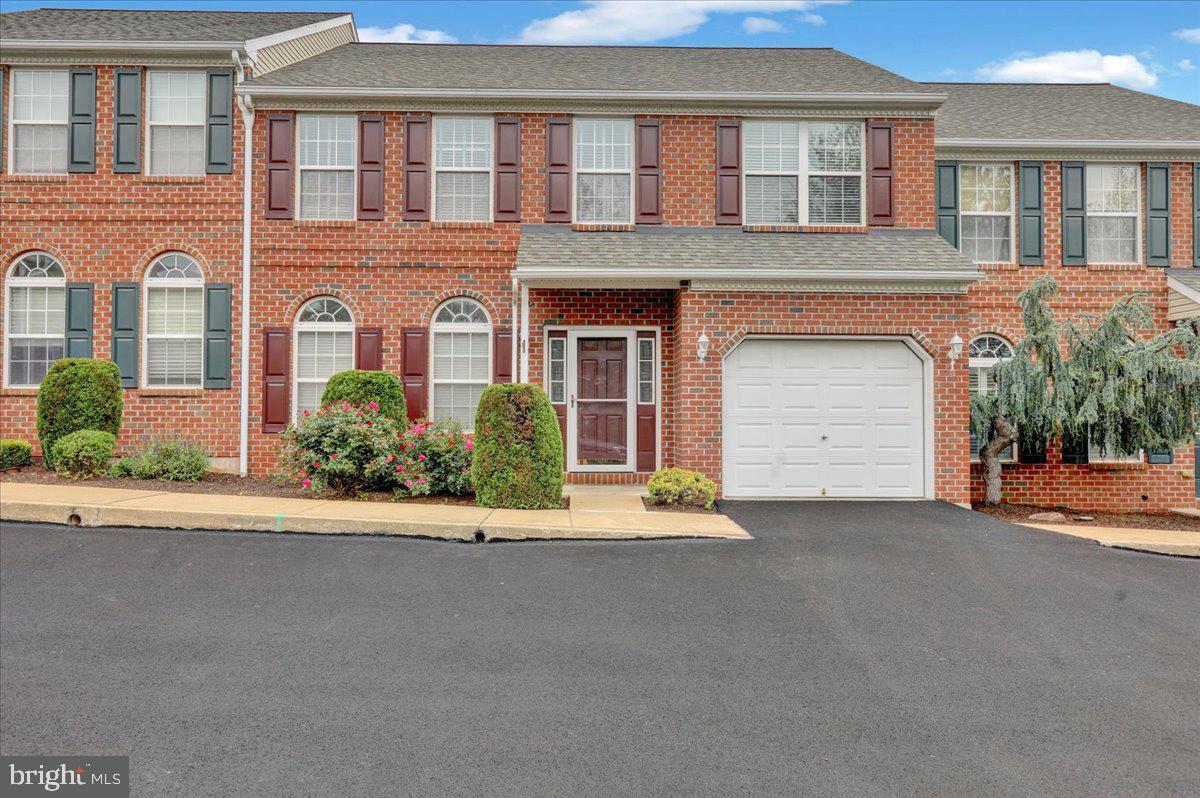Property Photo: 3 Fallowfield Circle PA 19607