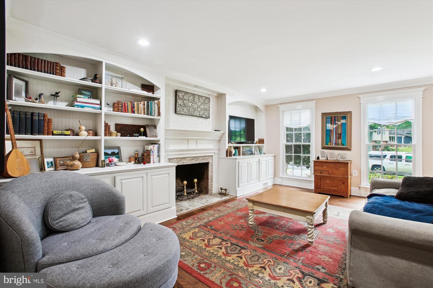 Property Photo: 8231 Crown Court Road VA 22308