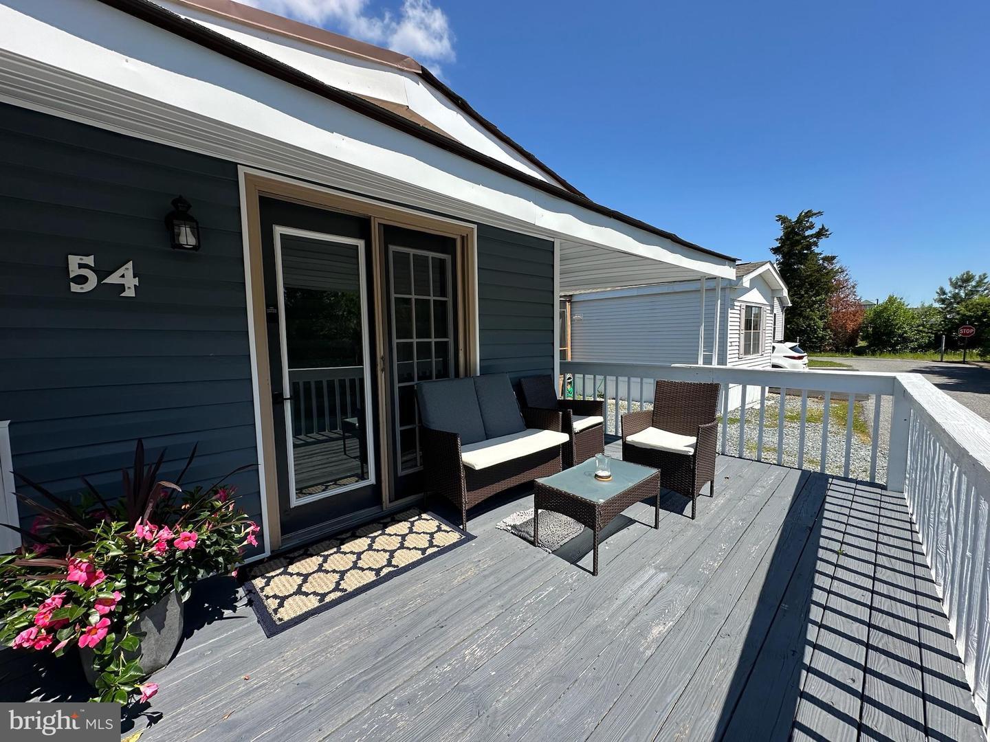 Property Photo: 9916 Golf Course Rd 54 MD 21842