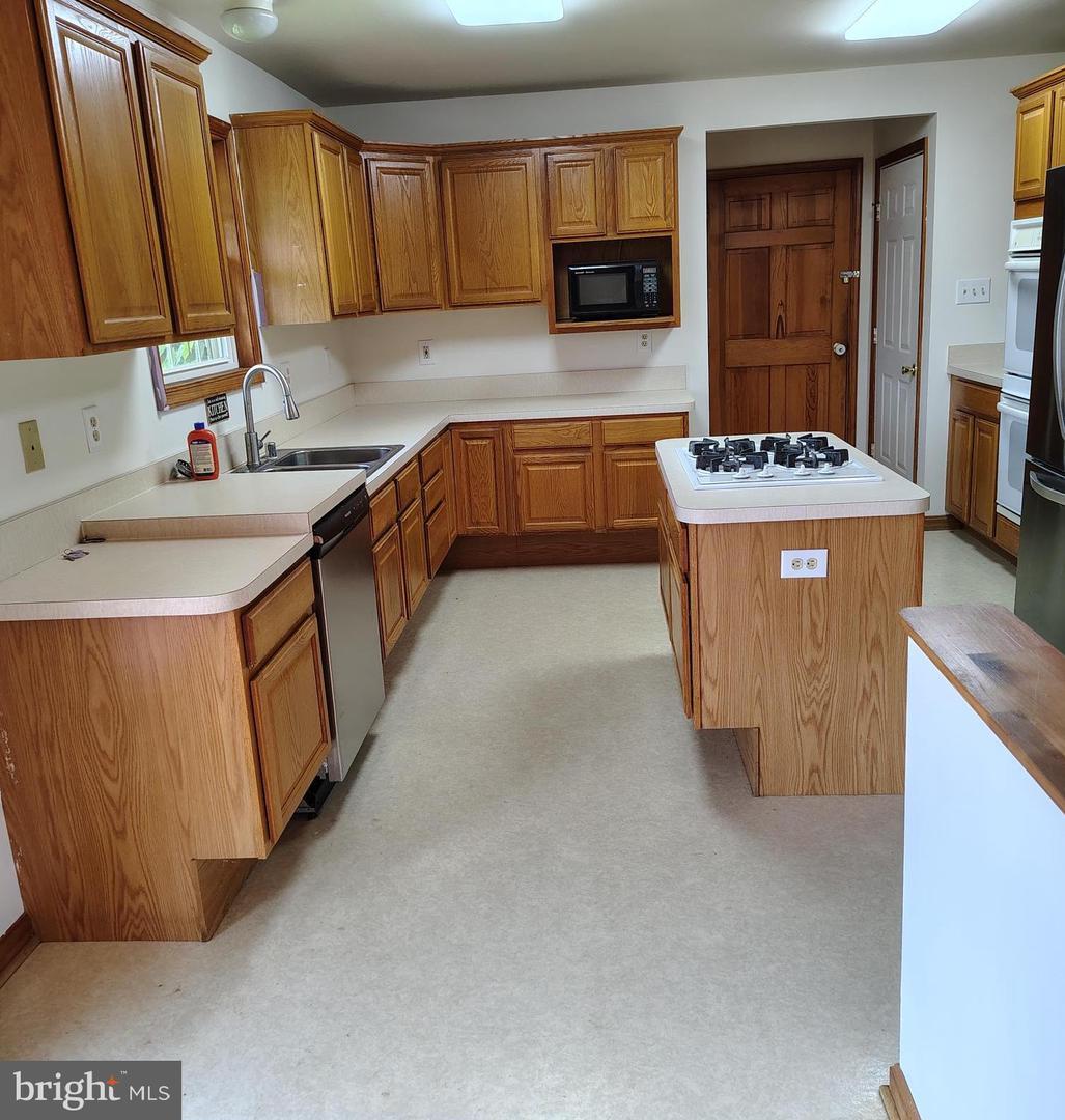 Property Photo: 3420 Evans Road MD 20639